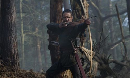 ROBIN HOOD Russell Crowe Archer