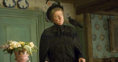 NANNY MCPHEE RETURNS Emma Thompson