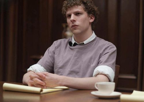 SOCIAL NETWORK Jesse Eisenberg SOCIAL NETWORK Jesse Eisenberg