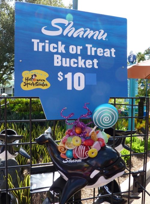 Sea World Spooktacular 44