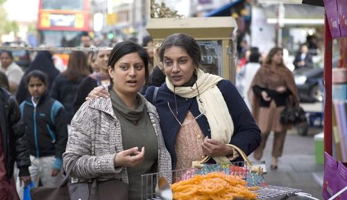 IT'S A WONDERFUL AFTERLIFE Still 2