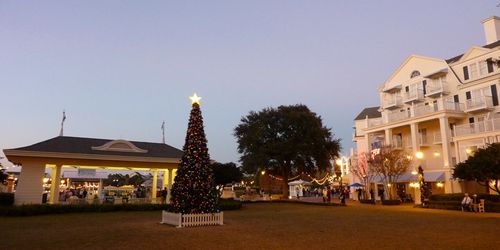 Walt Disney World Hotel Christmas 16