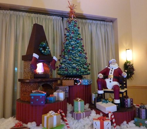 Walt Disney World Hotel Christmas 15