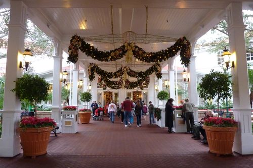 Walt Disney World Hotel Christmas 20