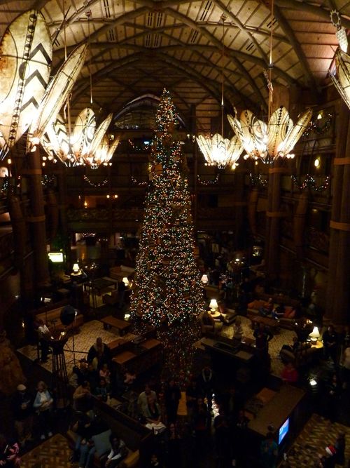 Walt Disney World Hotel Christmas 34