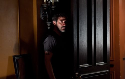 RESIDENT Jeffrey Dean Morgan RESIDENT Jeffrey Dean Morgan