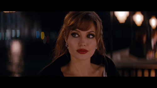 TOURIST Angelina Jolie