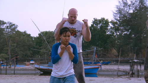 MUAY THAI GIANT Muay Thai