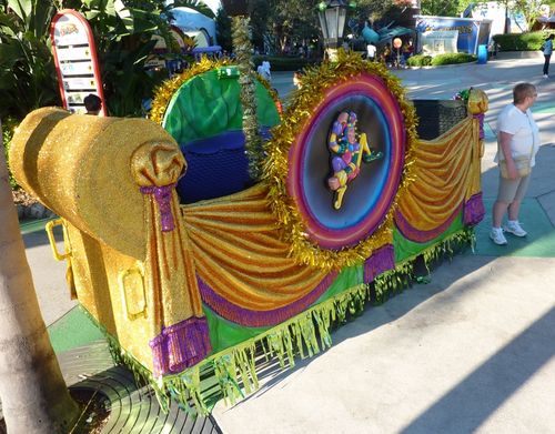 Universal Studios Florida Mardi Gras 9