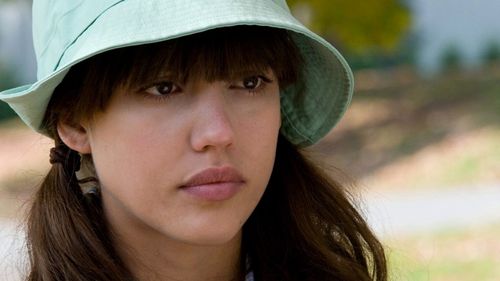 INVISIBLE SIGN Jessica Alba