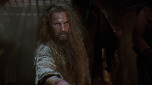 ROBIN HOOD PRINCE OF THIEVES Kevin Costner Prisoner