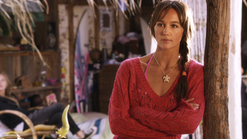BLUE CRUSH 2 Sharni Vinson