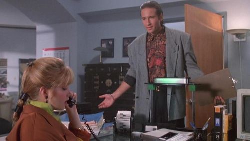 DON'T TELL MOM THE BABYSITTER'S DEAD David Duchovney DON'T TELL MOM THE BABYSITTER'S DEAD David Duchovney