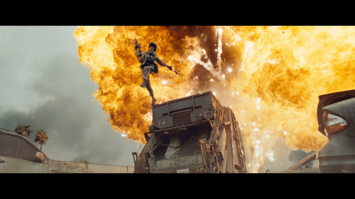 BATTLE LOS ANGELES Explosion