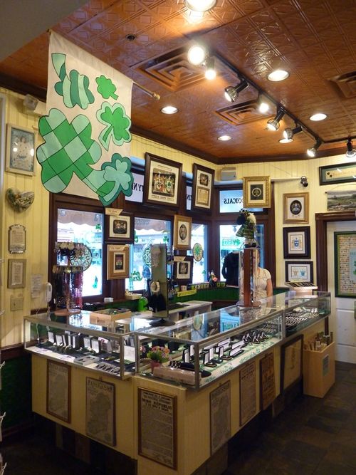 Universal Studios Florida Irish Shop 5
