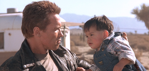 TERMINATOR 2 Schwarzenegger Baby TERMINATOR 2 Schwarzenegger Baby