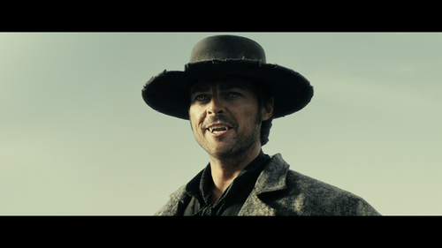 PRIEST Karl Urban PRIEST Karl Urban