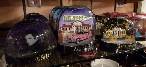 Elvis Presley's Heartbreak Hotel Memphis 6