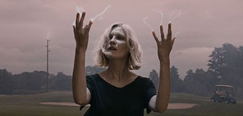 MELANCHOLIA Kristen Dunst