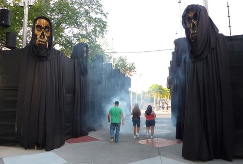 UNIVERSAL HALLOWEEN HORROR NIGHTS 2011 48