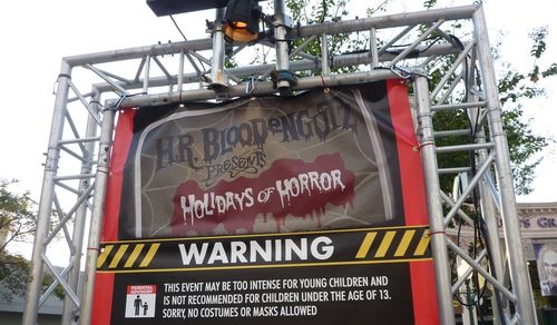 UNIVERSAL HALLOWEEN HORROR NIGHTS 2011 44