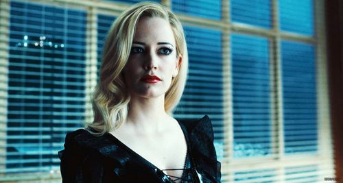 DARK SHADOWS Still 2