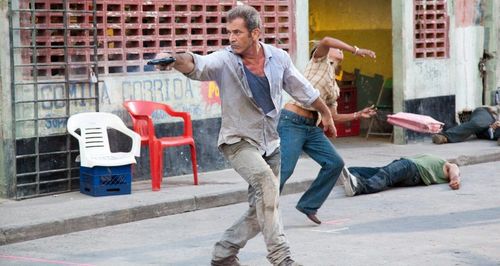 GET THE GRINGO Still 1