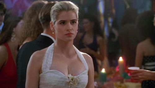 BUFFY THE VAMPIRE SLAYER 1992 Kristy Swanson Dance BUFFY THE VAMPIRE SLAYER 1992 Kristy Swanson Dance