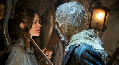 Haunting in Connecticut 2 - Ghosts of Georgia Abigail Spencer