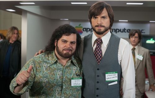 JOBS Ashton Kutcher Josh Gad