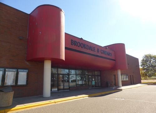 BROOKDALE 8 Cinemas Brooklyn Center, MN 12