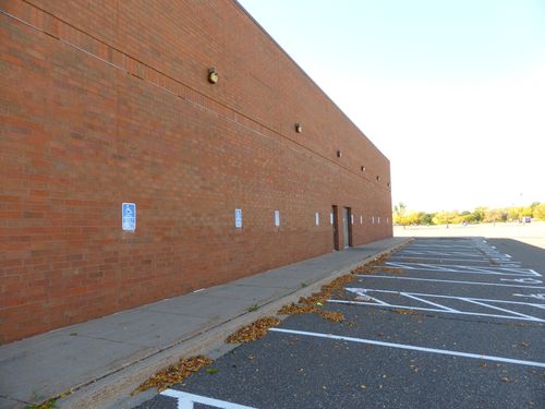 BROOKDALE 8 Cinemas Brooklyn Center, MN 21