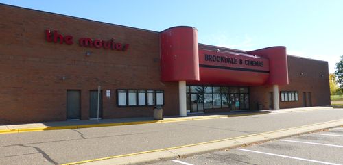 BROOKDALE 8 Cinemas Brooklyn Center, MN 23