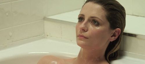 APARTMENT 1303 Mischa Barton 2