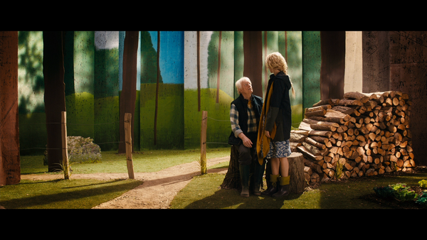 00000.m2ts_snapshot_00.09.24_[2015.02.27_14.19.12]