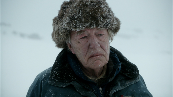 00001.m2ts_snapshot_46.22_[2015.04.09_22.55.11]