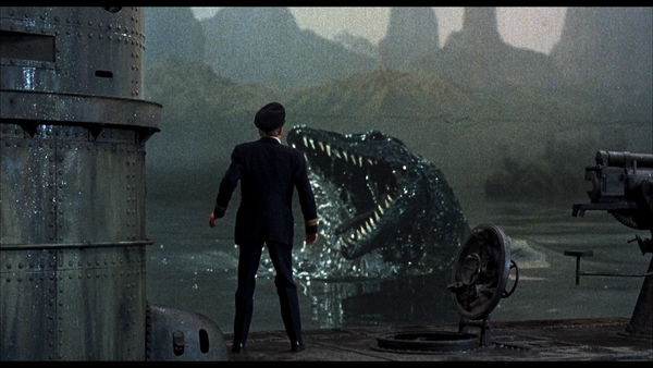 00002.m2ts_snapshot_00.37.02_[2015.06.07_23.55.55]