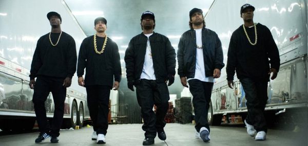 STRAIGHT OUTTA COMPTON 1