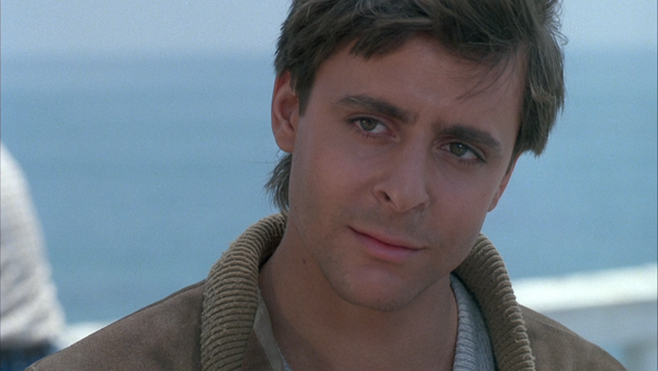 00003.m2ts_snapshot_00.10.56_[2015.12.18_20.42.36]