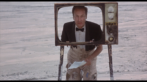 00004.m2ts_snapshot_00.03.52_[2015.12.18_20.30.12]