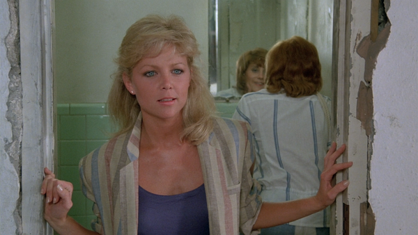 00002.m2ts_snapshot_00.08.56_[2015.12.08_22.21.01]