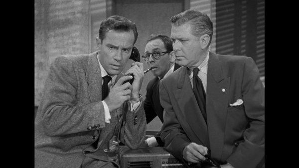 The_Magnetic_Monster_t01.mkv_snapshot_00.21.26_[2016.05.13_23.00.18]