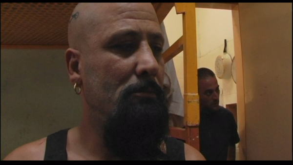 00002.m2ts_snapshot_00.08.24_[2016.06.11_08.39.00]