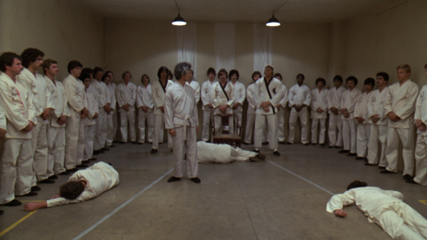 00001.m2ts_snapshot_01.05.59_[2016.08.22_17.57.32]