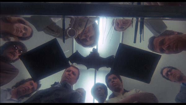 00004.m2ts_snapshot_00.29.41_[2016.09.26_11.36.15]