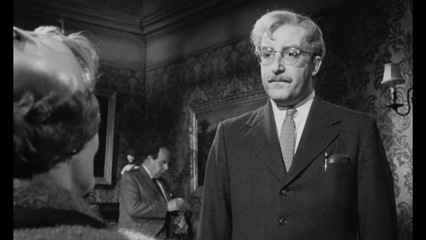 00004.m2ts_snapshot_00.18.33_[2016.11.10_06.16.42]