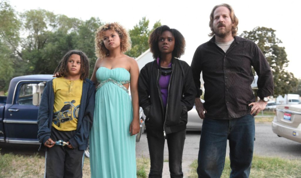 DEIDRA AND LANEY ROB A TRAIN 2