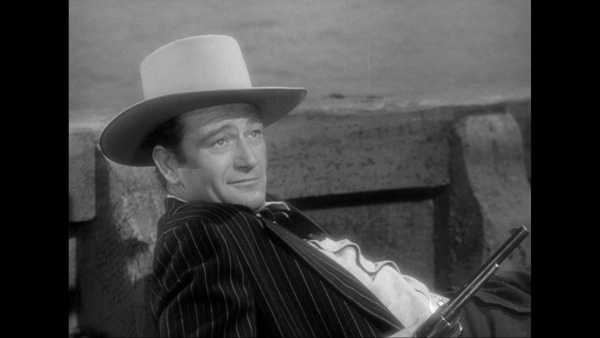 00004.m2ts_snapshot_00.25.53_[2017.03.28_14.33.05]