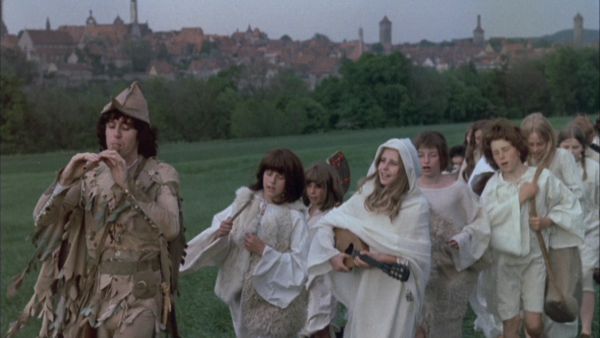 00004.m2ts_snapshot_01.23.36_[2017.05.02_14.47.02]