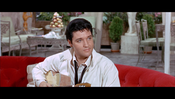 00004.m2ts_snapshot_00.17.12_[2017.08.04_18.23.36]